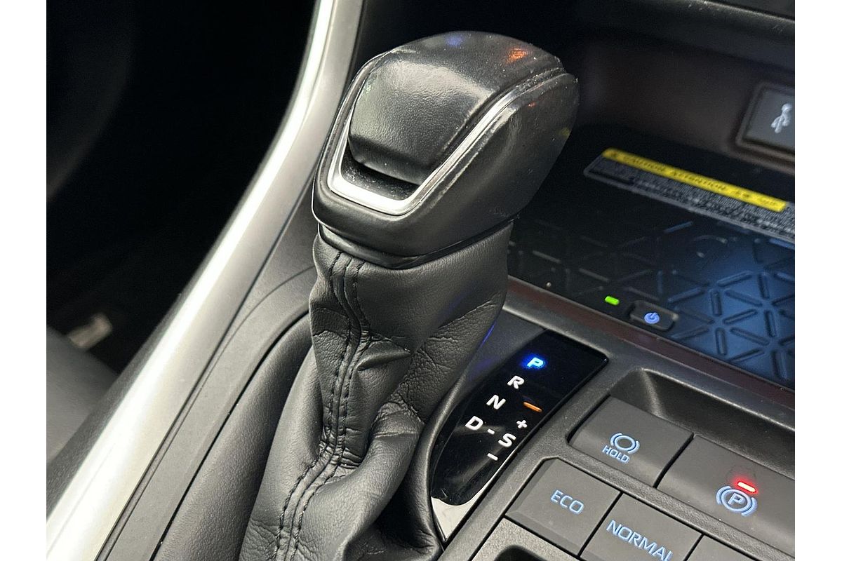 2020 Toyota RAV4 Cruiser AXAH52R