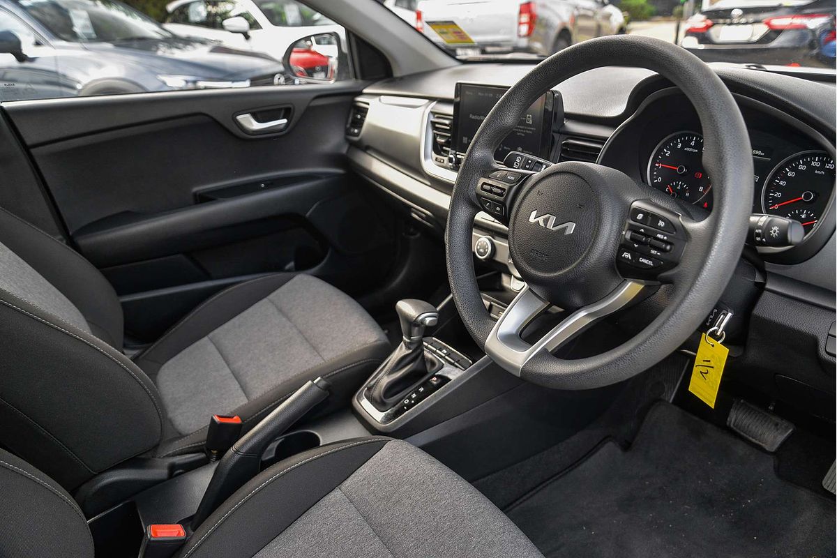 2024 Kia Stonic S YB