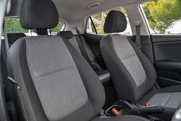 2024 Kia Stonic S YB
