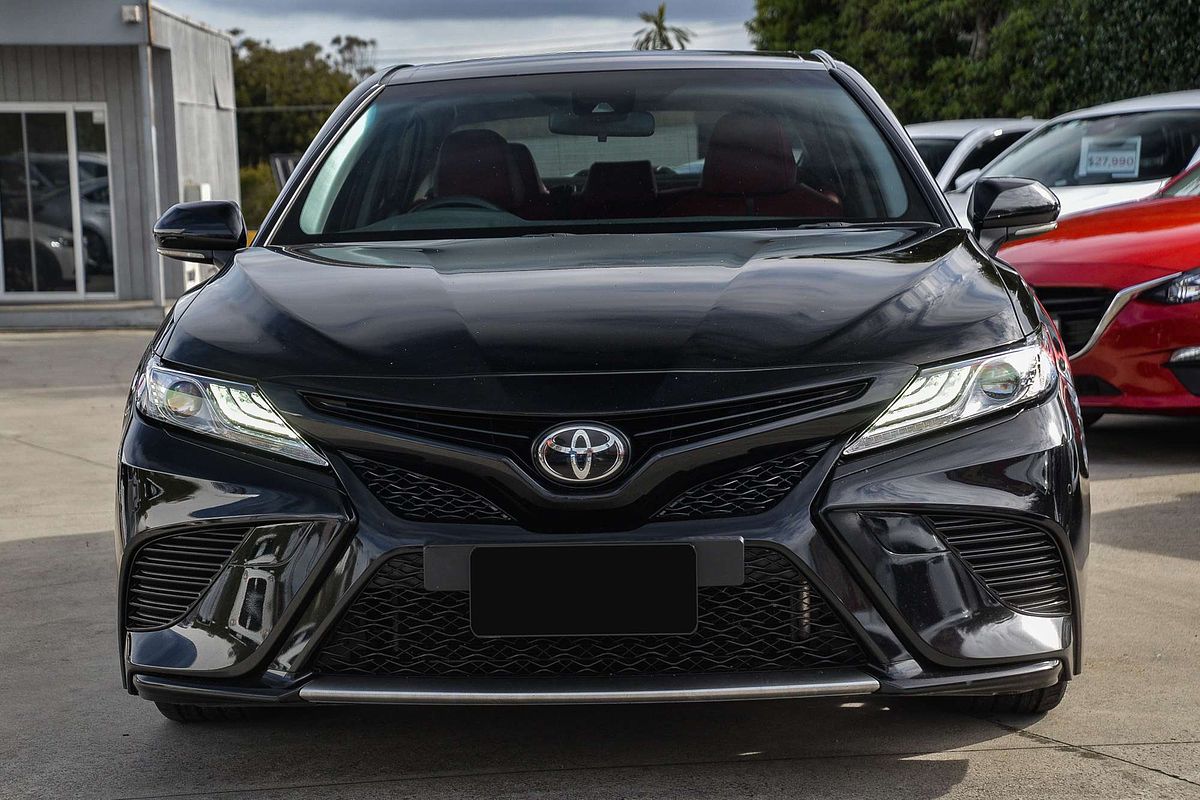 2018 Toyota Camry SX GSV70R
