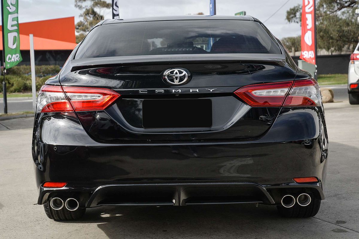 2018 Toyota Camry SX GSV70R