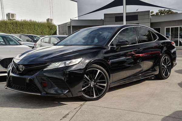 2018 Toyota Camry SX GSV70R