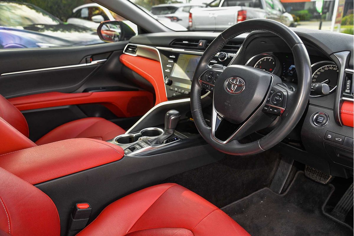 2018 Toyota Camry SX GSV70R