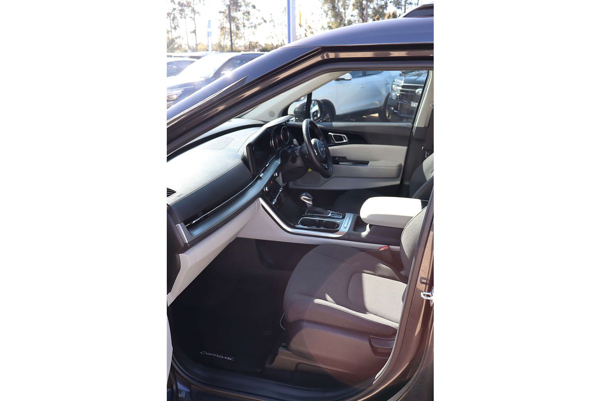 2023 Kia Carnival Si KA4