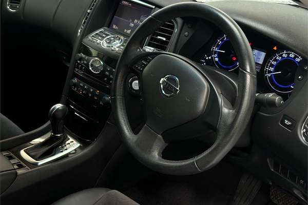 2011 Nissan Skyline Executive NJ50