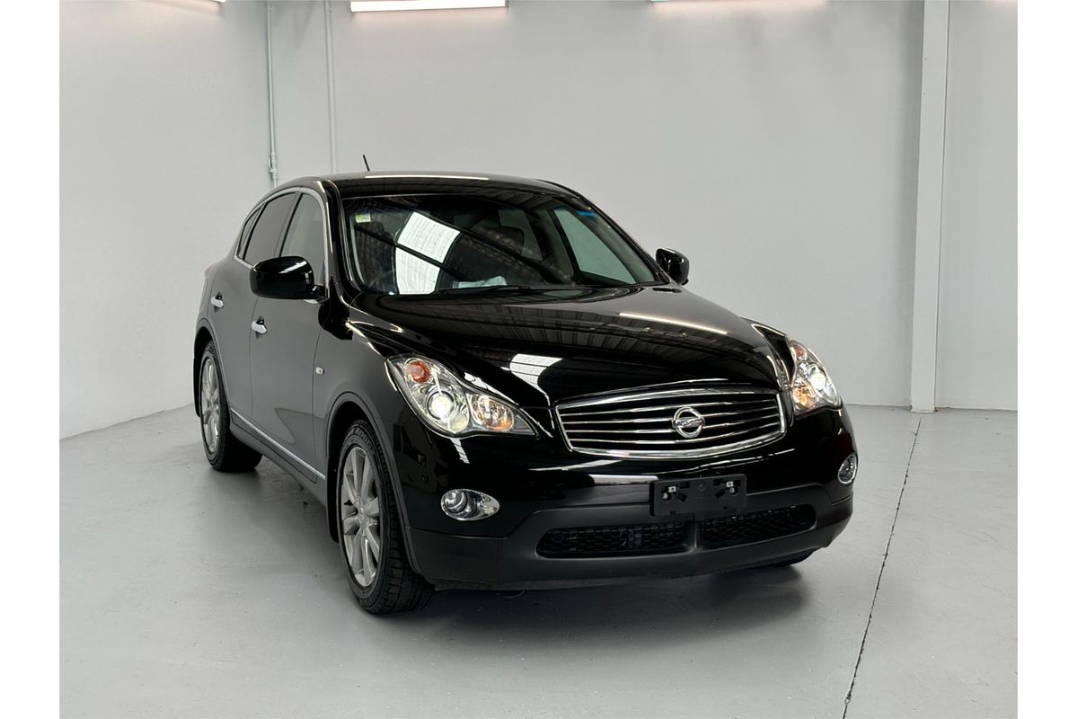 2011 Nissan Skyline Executive NJ50