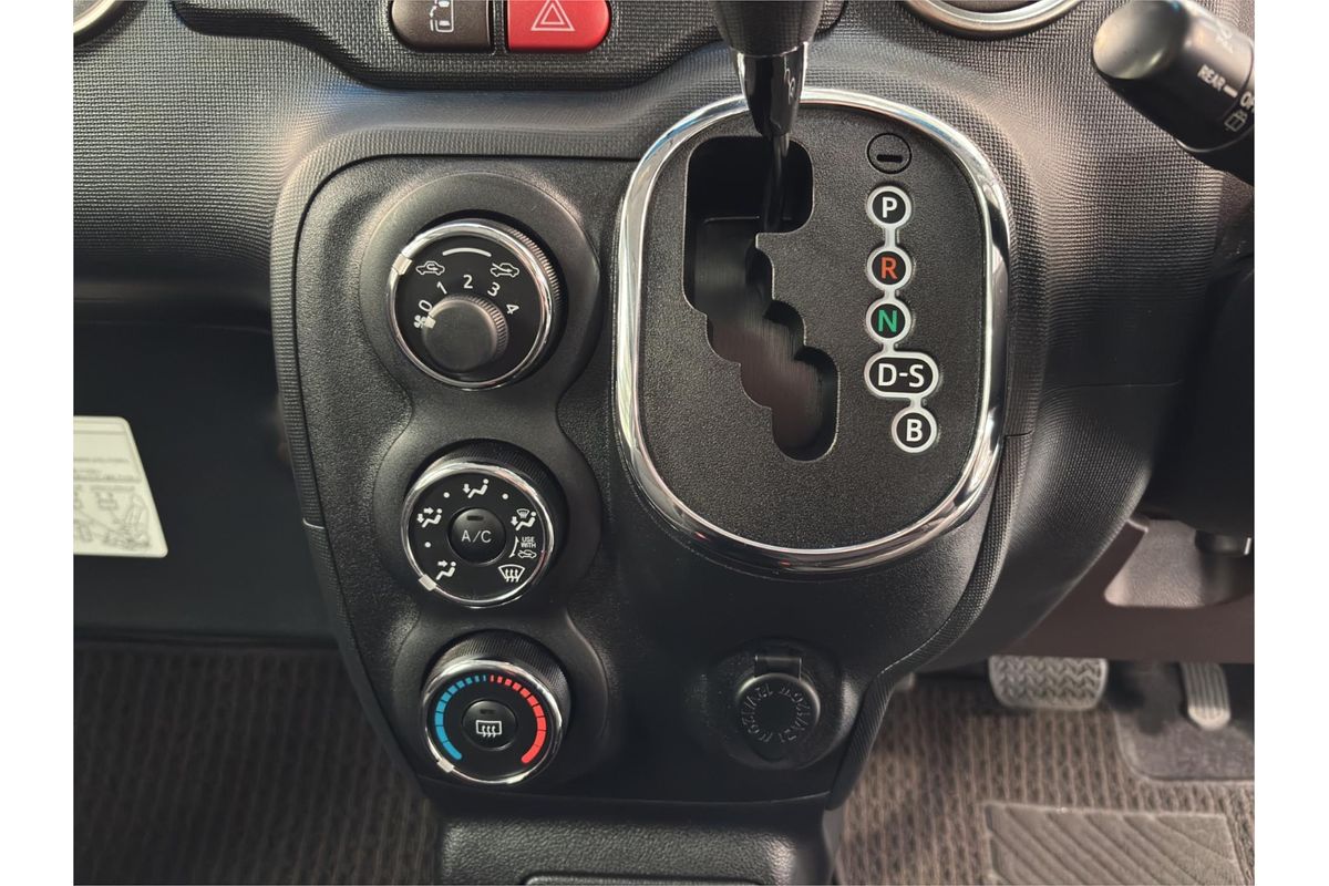 2019 Toyota Spade Welcab