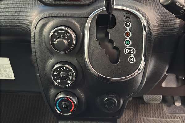 2019 Toyota Spade Welcab