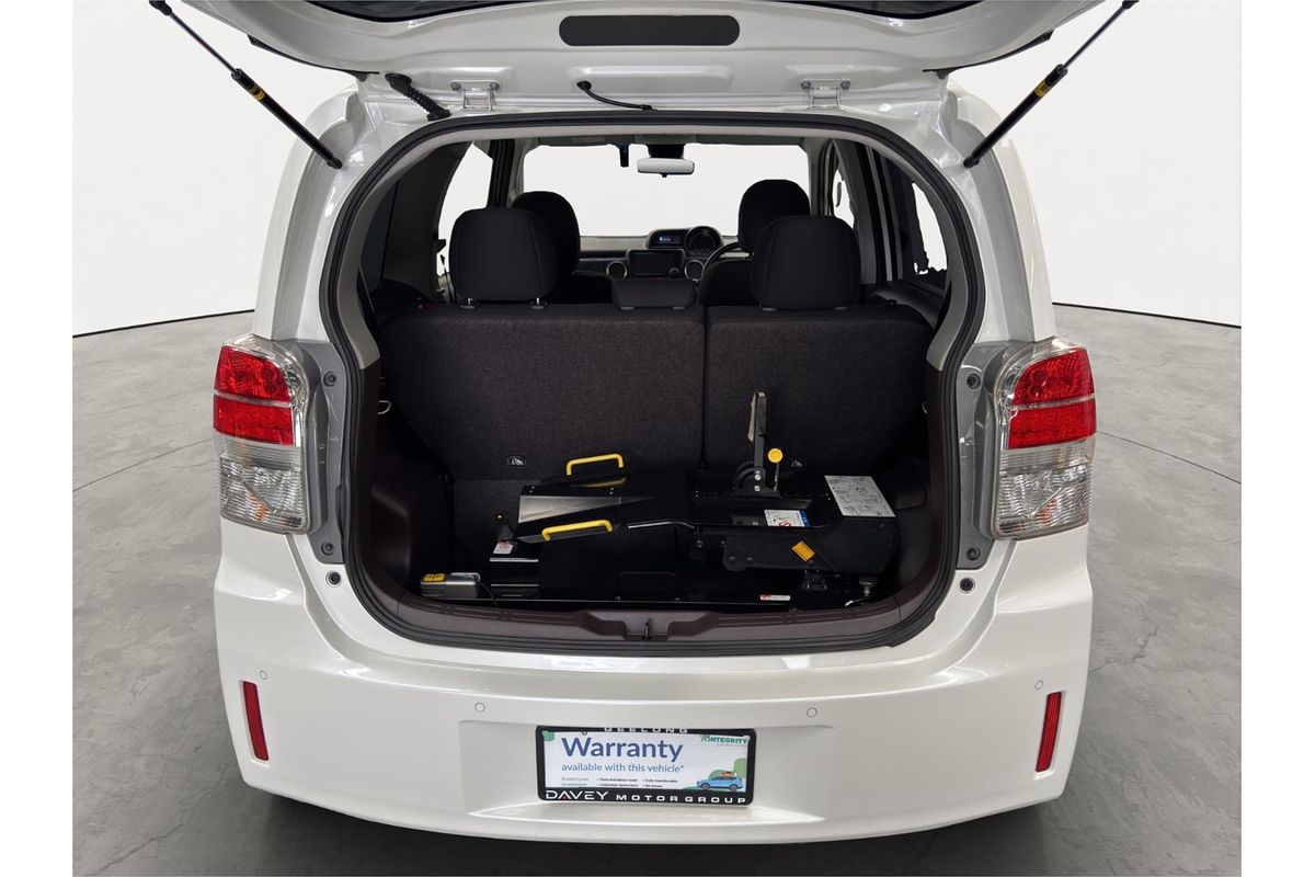 2019 Toyota Spade Welcab