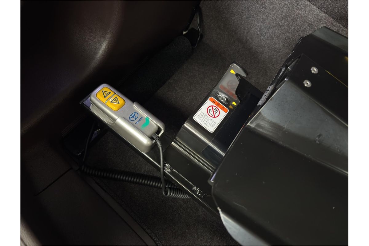 2019 Toyota Spade Welcab