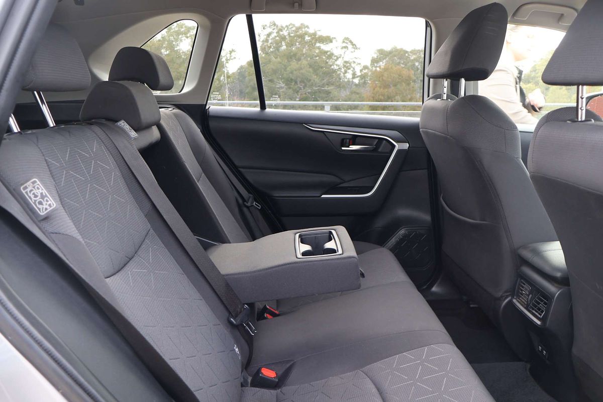 2021 Toyota RAV4 GXL AXAH54R
