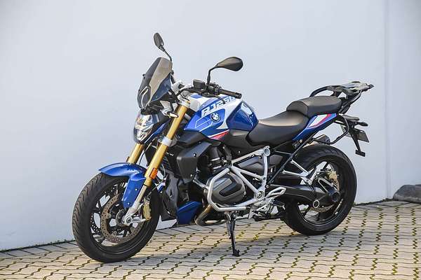 2024 BMW R SERIES