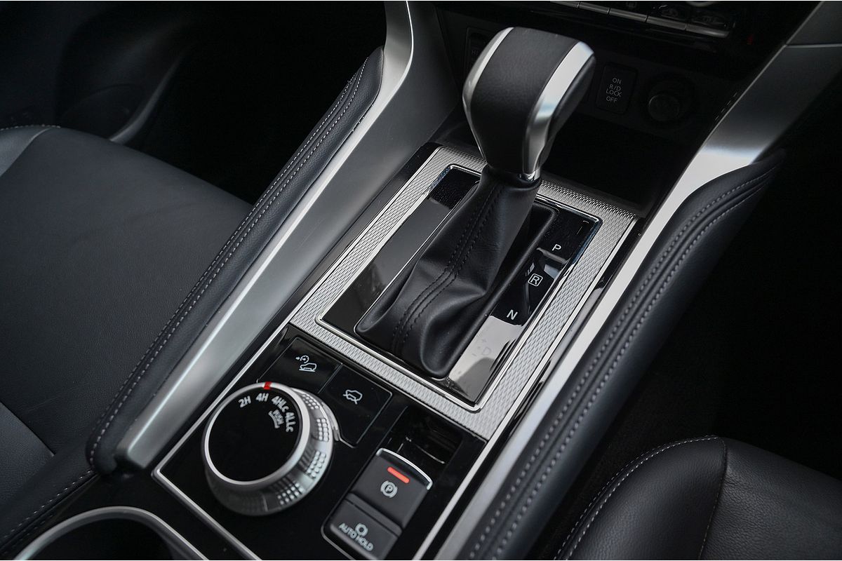 2023 Mitsubishi Pajero Sport GSR QF