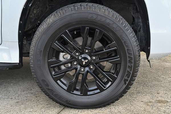 2023 Mitsubishi Pajero Sport GSR QF