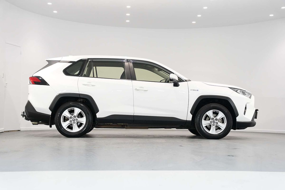 2020 Toyota RAV4 GX AXAH54R