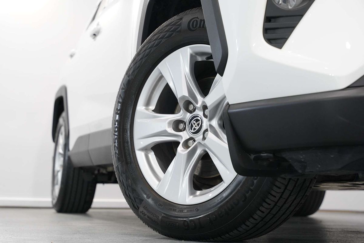 2020 Toyota RAV4 GX AXAH54R