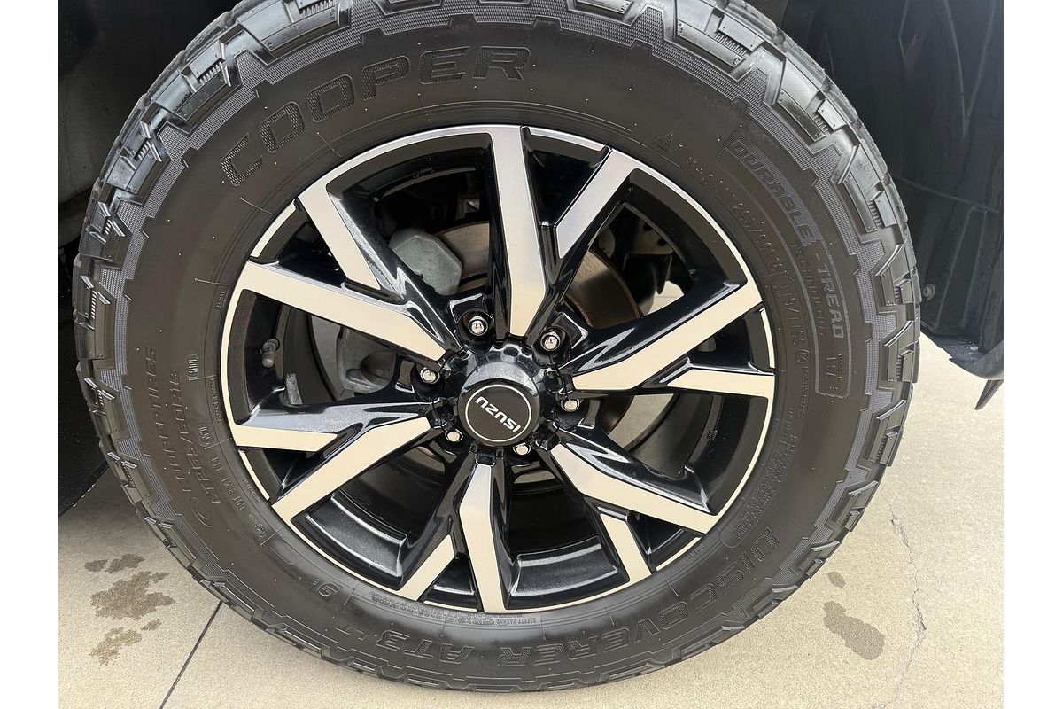 2019 Isuzu MU-X LS-T