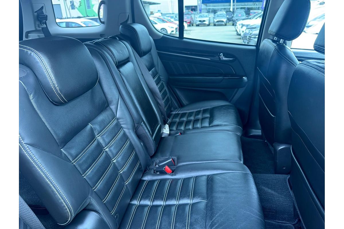 2019 Isuzu MU-X LS-T