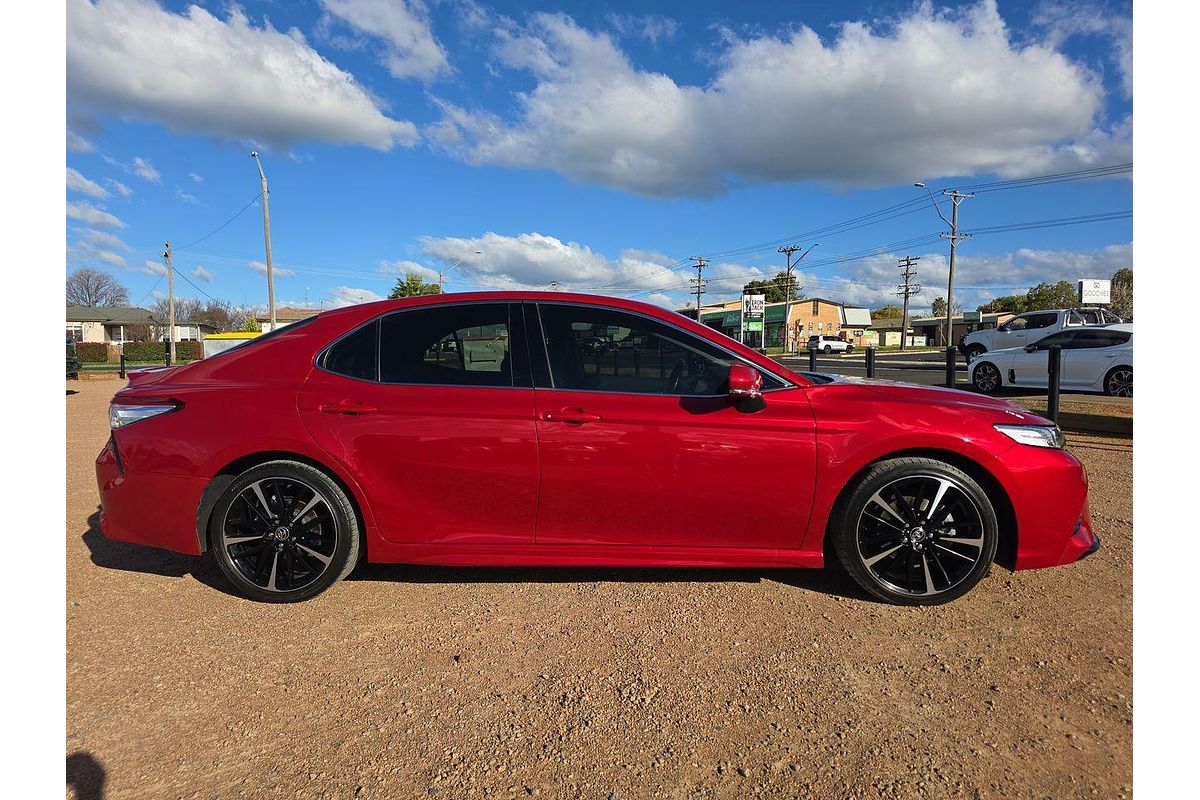 2020 Toyota Camry SX GSV70R