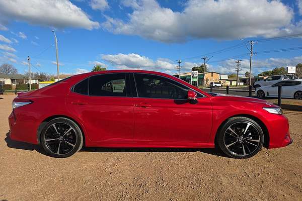 2020 Toyota Camry SX GSV70R
