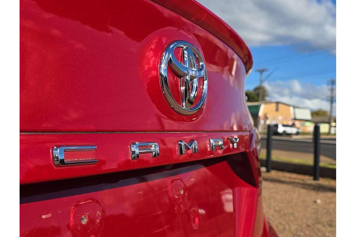 2020 Toyota Camry SX GSV70R