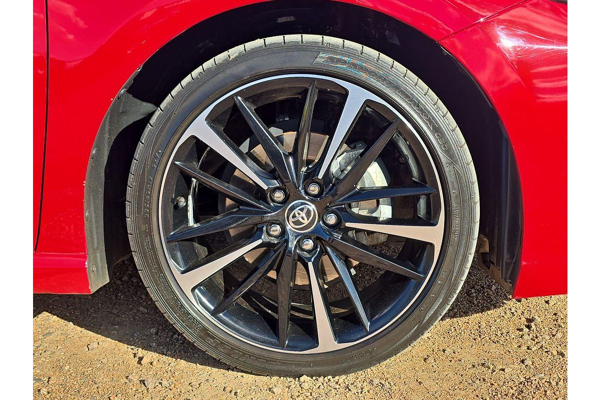 2020 Toyota Camry SX GSV70R