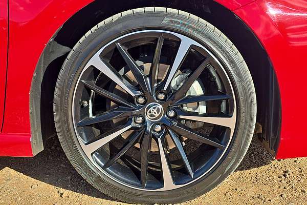 2020 Toyota Camry SX GSV70R