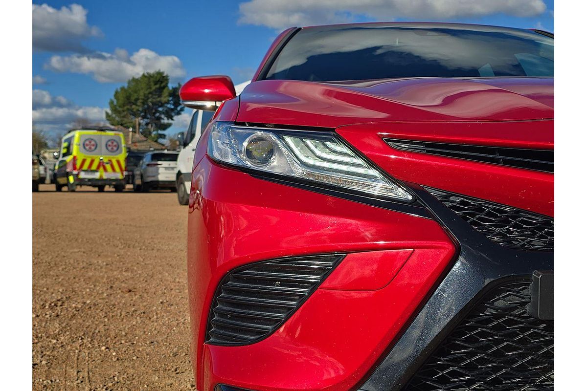 2020 Toyota Camry SX GSV70R