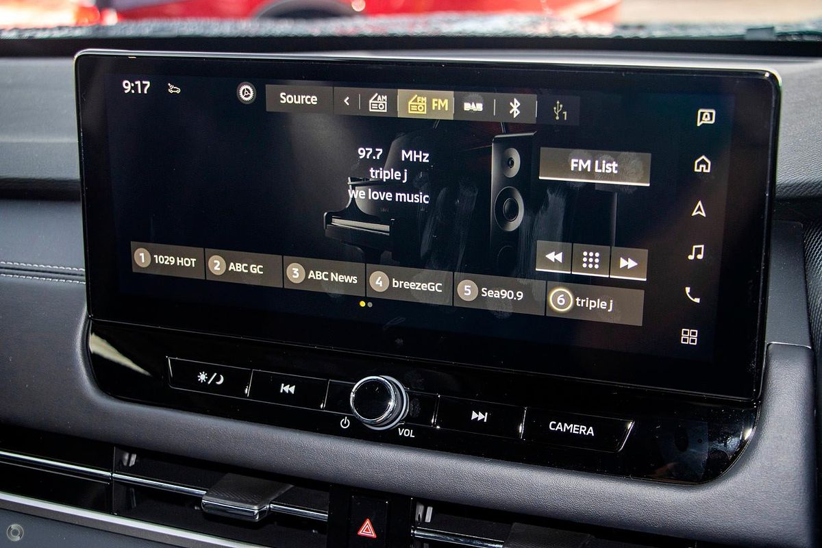 2025 Mitsubishi Outlander LS ZM
