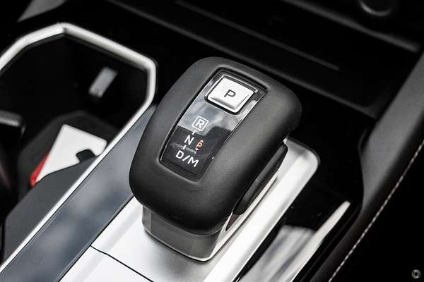 2025 Mitsubishi Outlander LS ZM