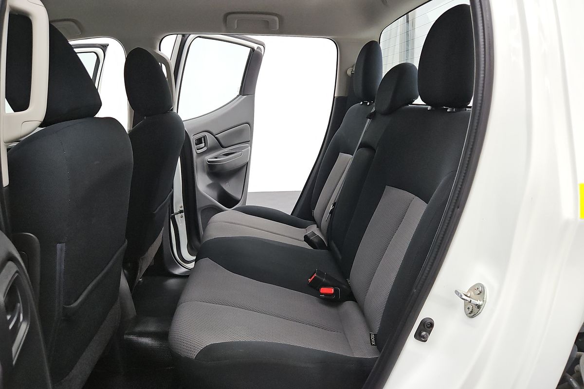 2021 Mitsubishi Triton GLX MR 4X4