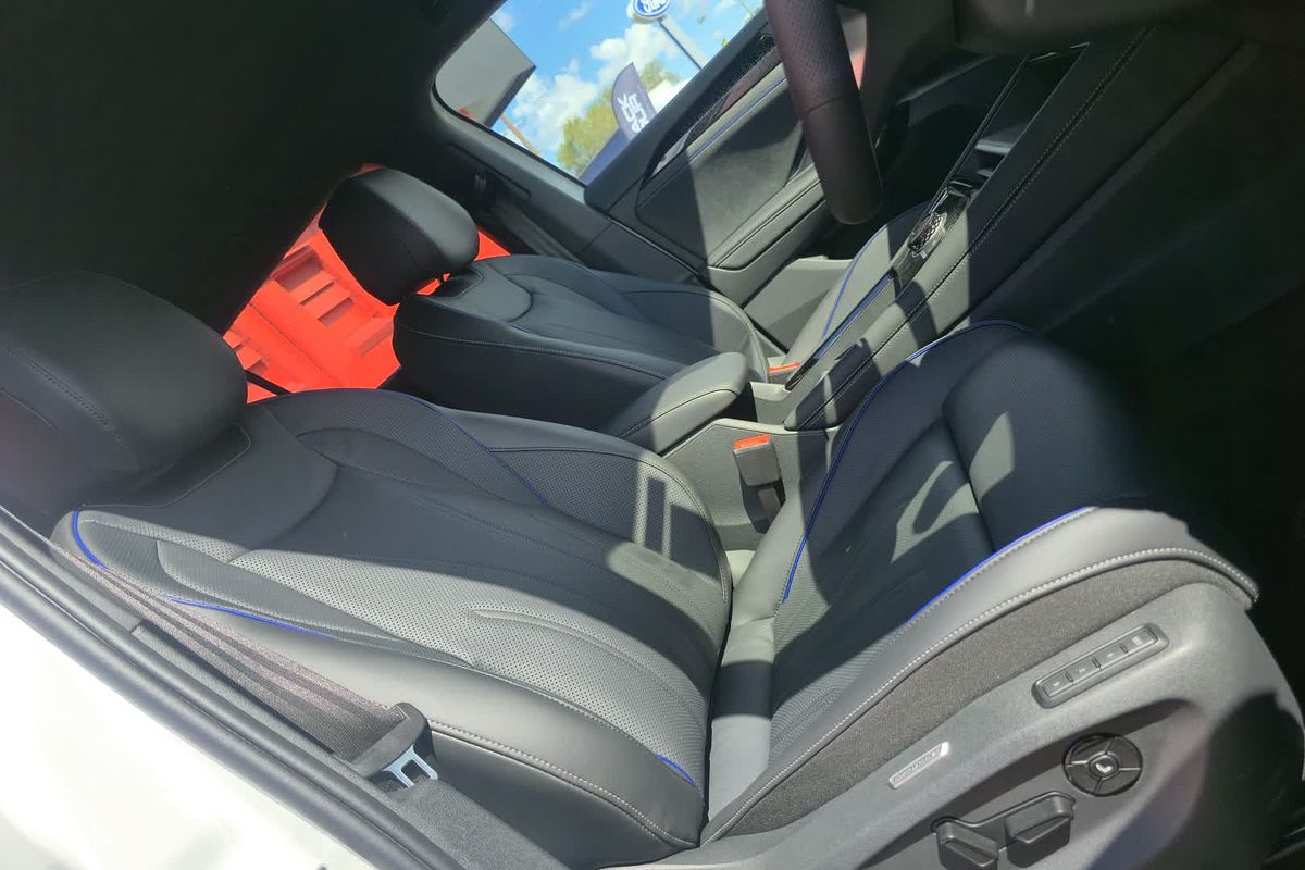 2025 Volkswagen Tayron 195TSI R-Line R4