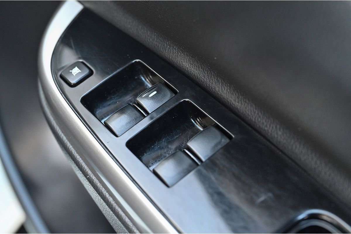 2019 Mitsubishi Triton GLS Premium MR 4X4