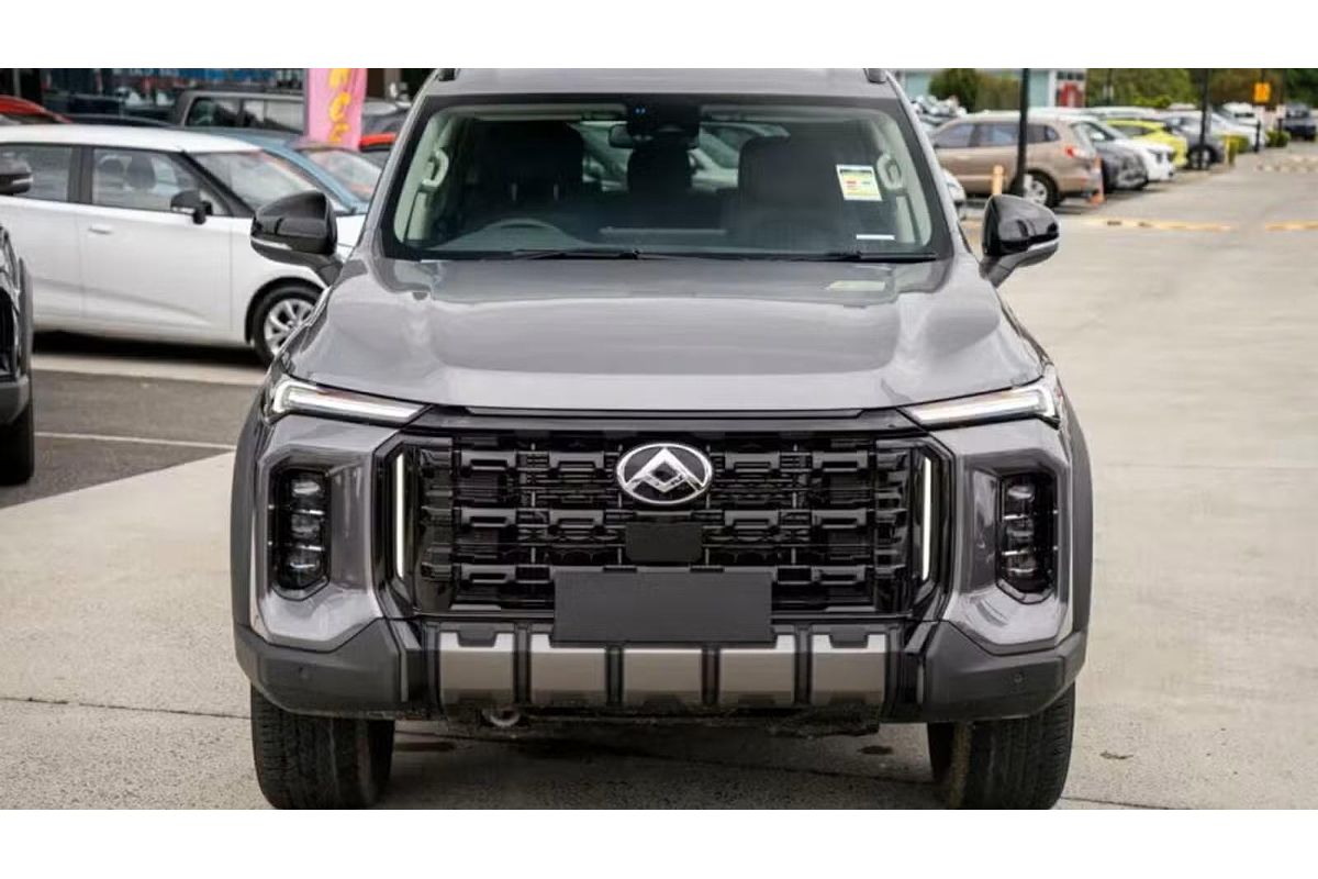 2025 LDV D90 Executive SV9A