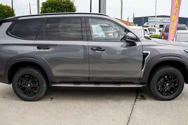 2025 LDV D90 Executive SV9A