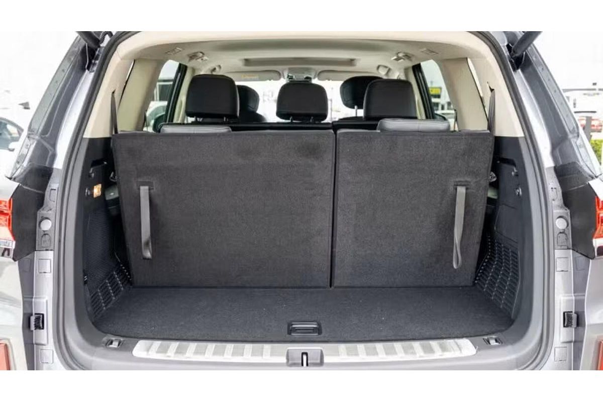 2025 LDV D90 Executive SV9A