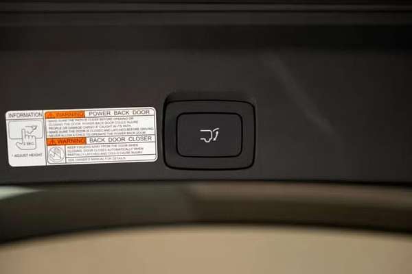 2025 LDV D90 Executive SV9A