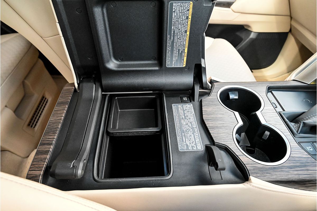2023 Toyota Landcruiser Sahara FJA300R
