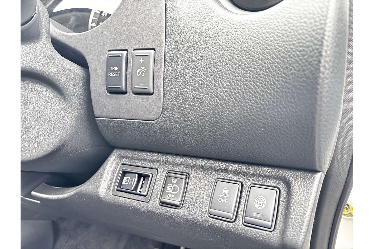 2024 Nissan Navara PRO-4X Warrior D23 4X4