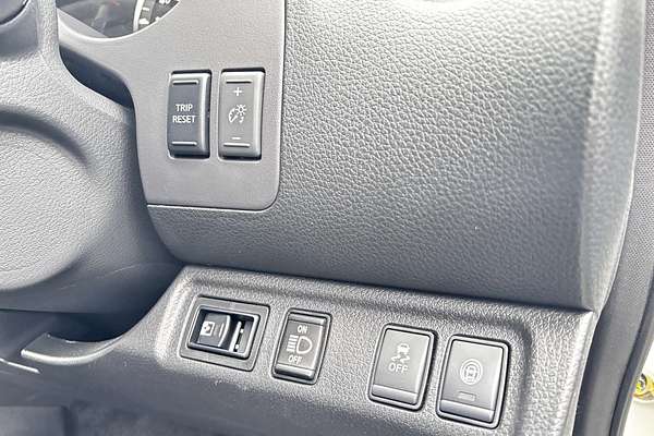 2024 Nissan Navara PRO-4X Warrior D23 4X4
