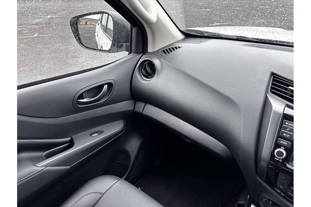 2024 Nissan Navara PRO-4X Warrior D23 4X4