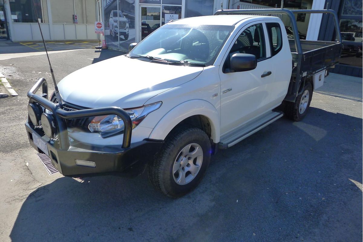 2016 Mitsubishi Triton GLX MQ 4X4