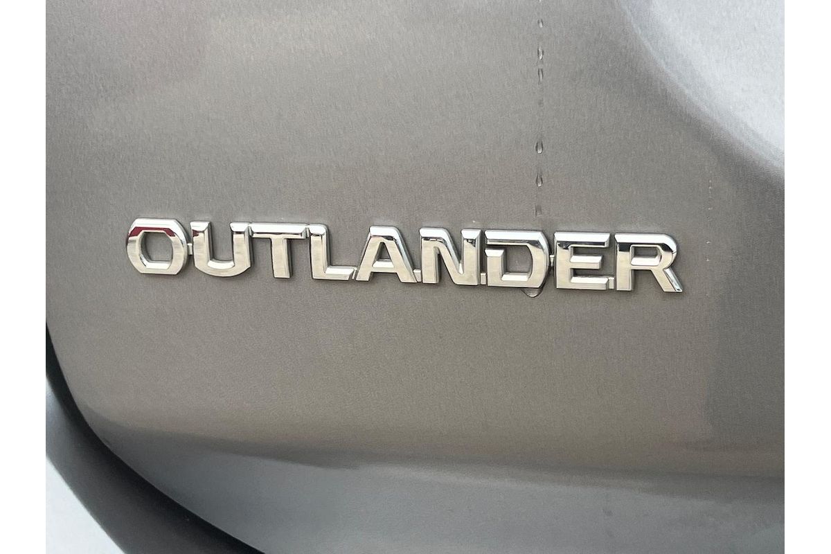 2021 Mitsubishi Outlander LS ZL