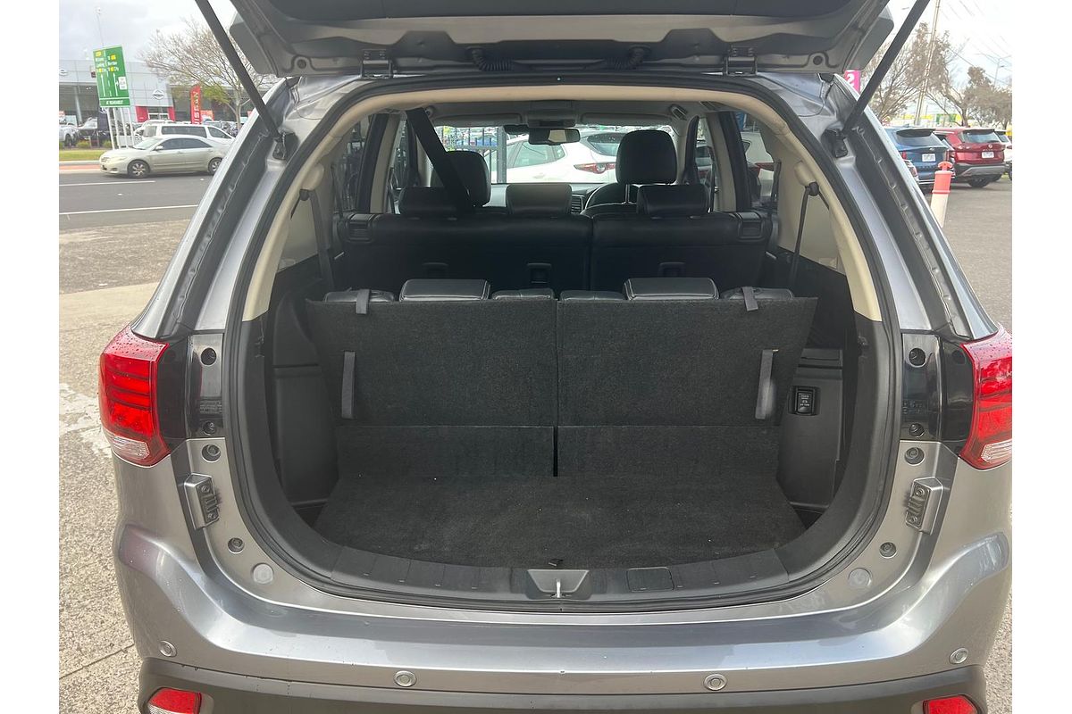 2021 Mitsubishi Outlander LS ZL
