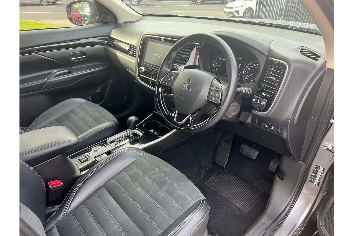 2021 Mitsubishi Outlander LS ZL