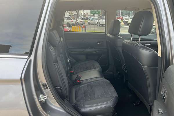 2021 Mitsubishi Outlander LS ZL