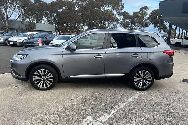 2021 Mitsubishi Outlander LS ZL