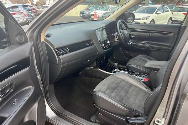 2021 Mitsubishi Outlander LS ZL
