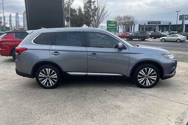 2021 Mitsubishi Outlander LS ZL