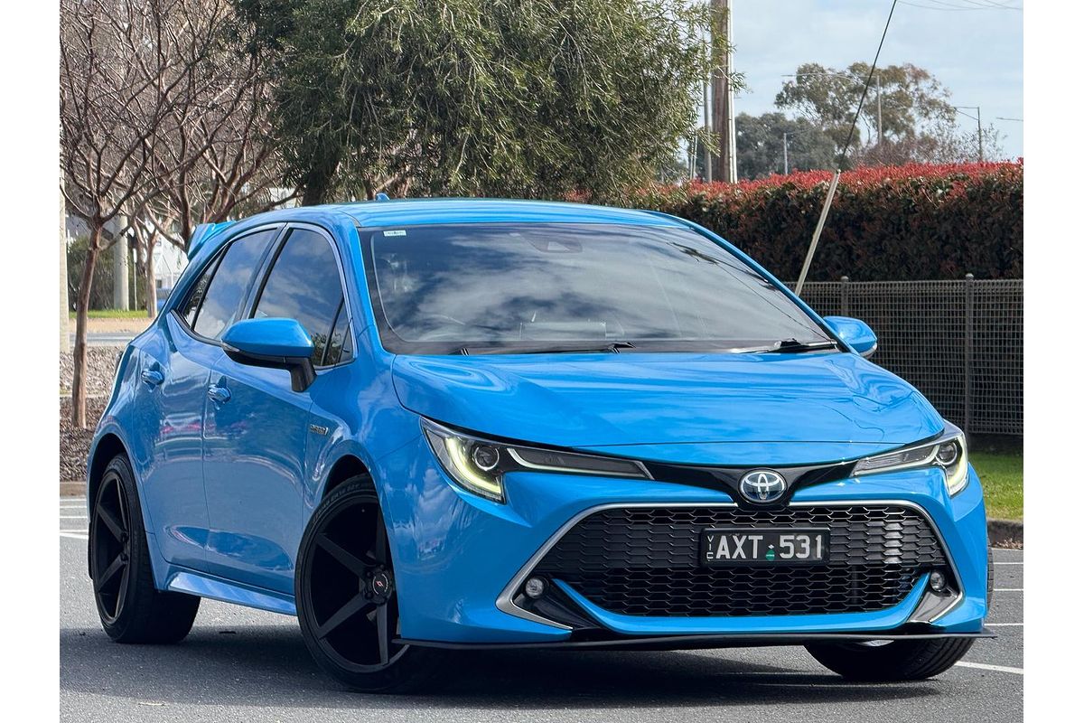 2019 Toyota Corolla ZR Hybrid ZWE211R